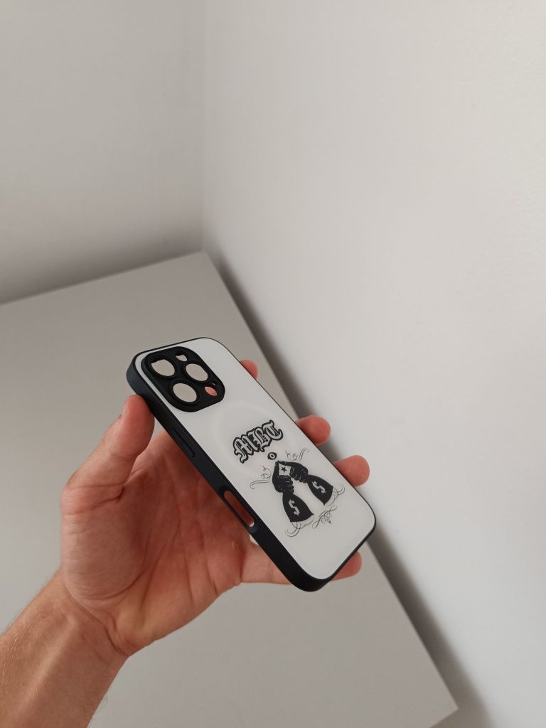 Оригинален MBT Magsafe калъф за iPhone 16 Pro, Стъклен гръб