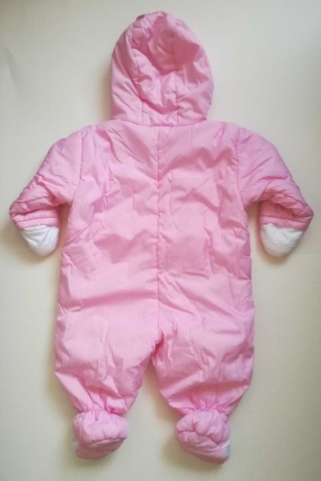 Бебешки космонавт Жорал “Розов”