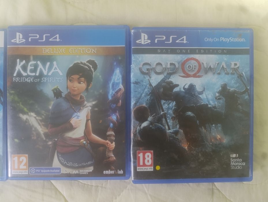 5 игри. 4 за PS4 и една за PS5
