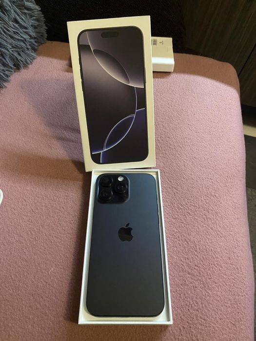 iPhone 16 pro max 256GB.