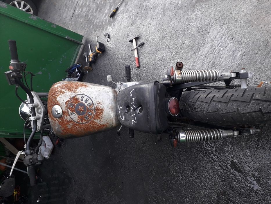 Suzuki CN 250-На части