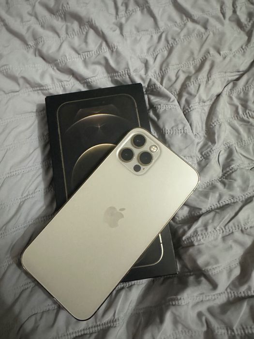 iPhone 12pro GOLD