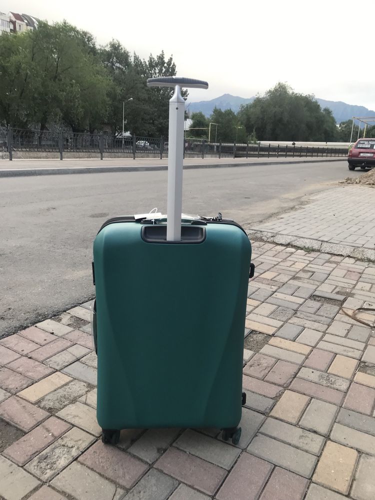 Чемодан IT Luggage