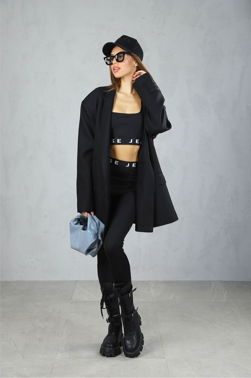Нова рокля Pause jeans