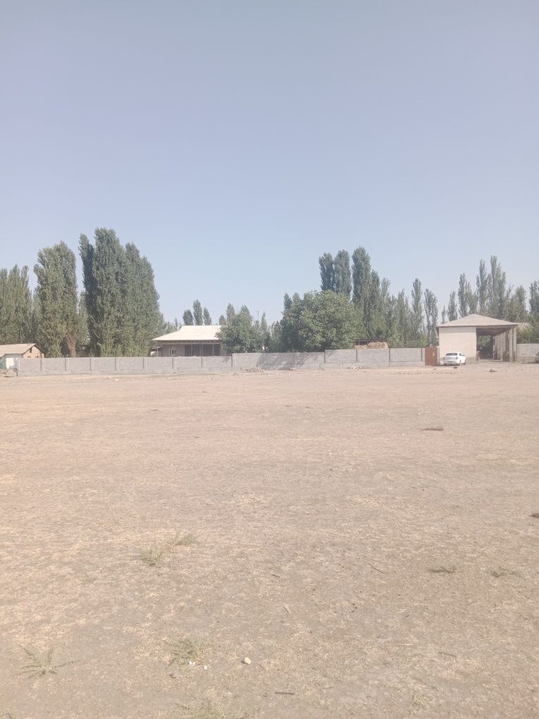 Участка болип сатилади зор жаи