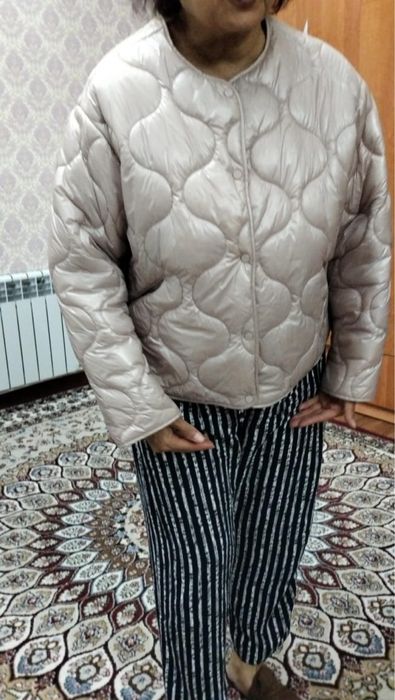 Продам куртку весенняя