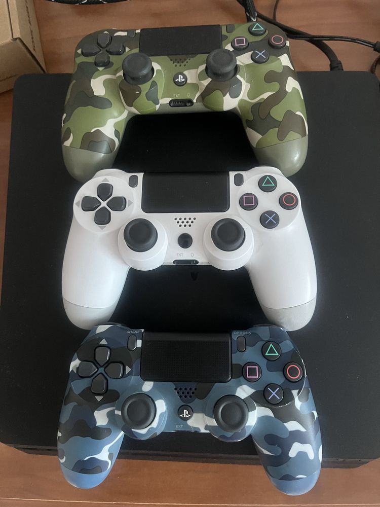 Playstation 4 с дисководом и с играми