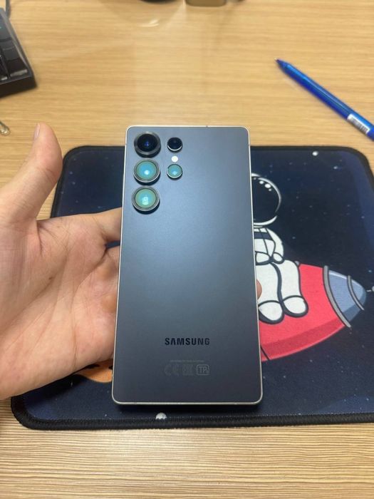Samsung Galaxy S25 ultra 12/512 Gb
