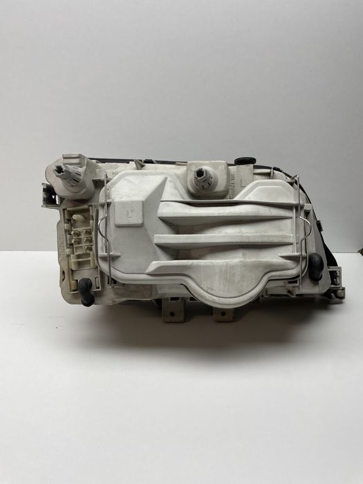 Far stanga NOU Mercedes w202 C class C180 C200 C220