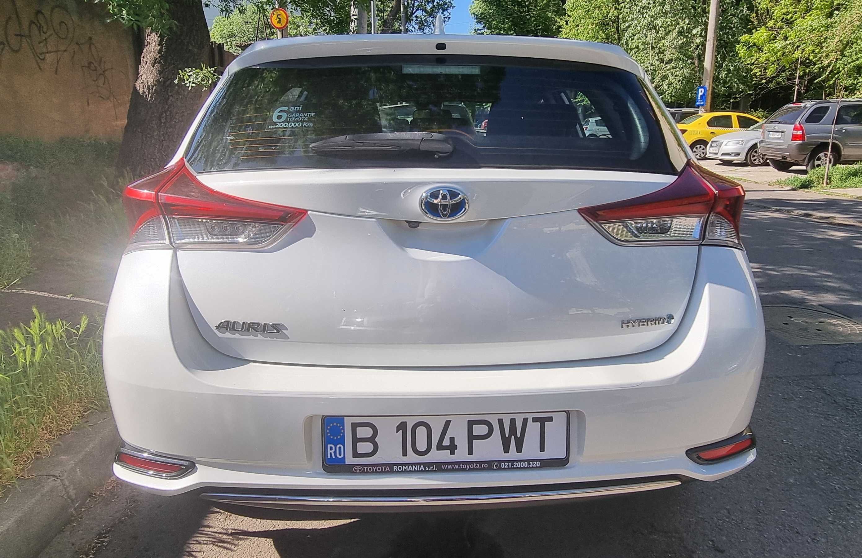 Toyota Auris Hybrid