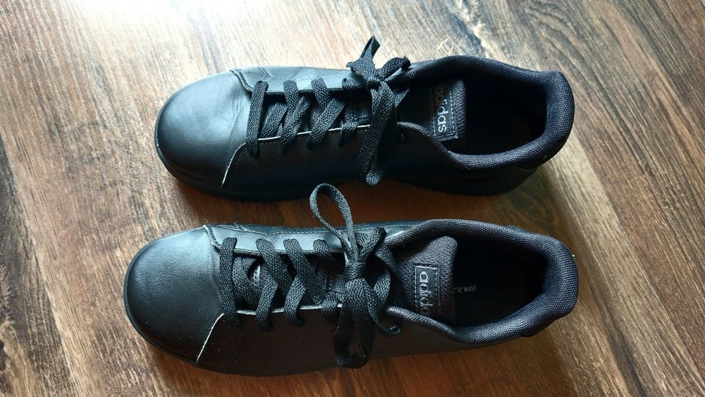 Черни маратонки Adidas - 38,5 номер