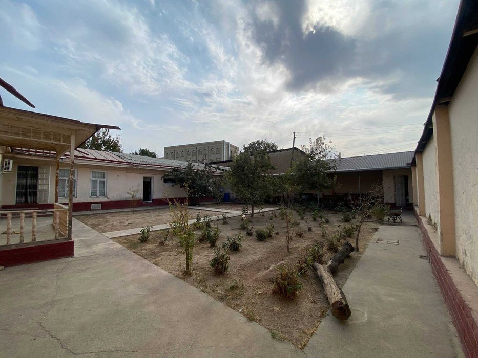 Уй сотилади 5 сотих, махалла Хазрати имом