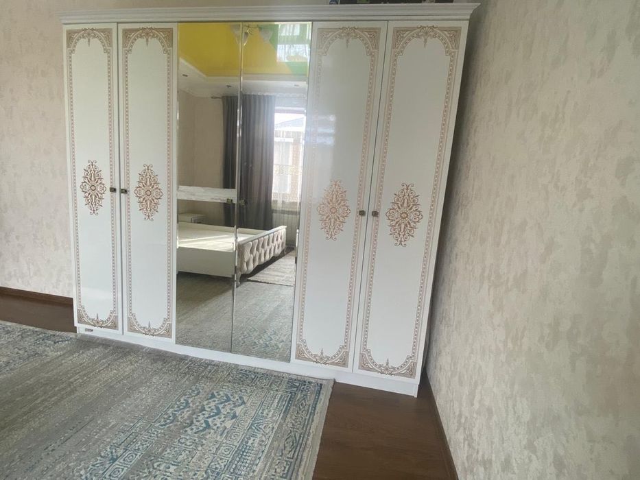 Спальный гарнитур