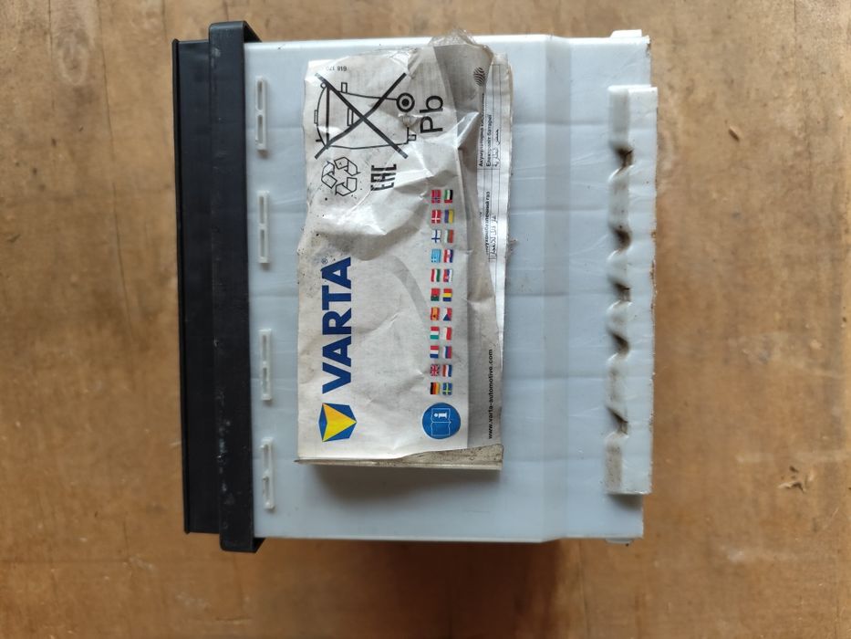 Baterie auto Varta 12V, 45Ah, 400A, Dynamic