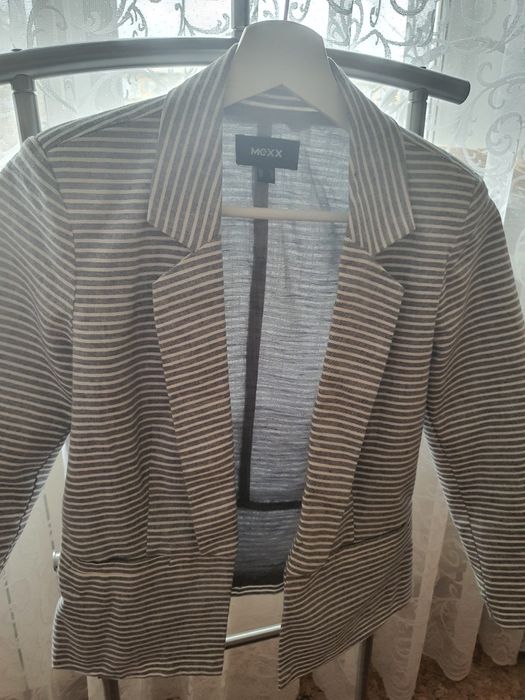 Продам женскую одежду