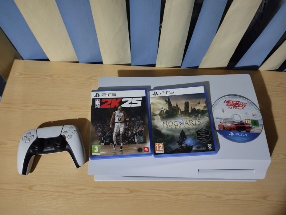 Playstation 5 Disk edition + 3 игри