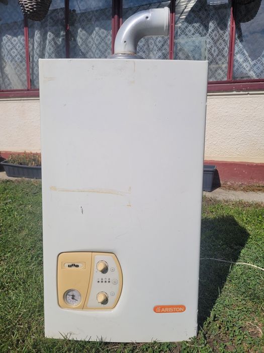 Centrala pe gaze Ariston
