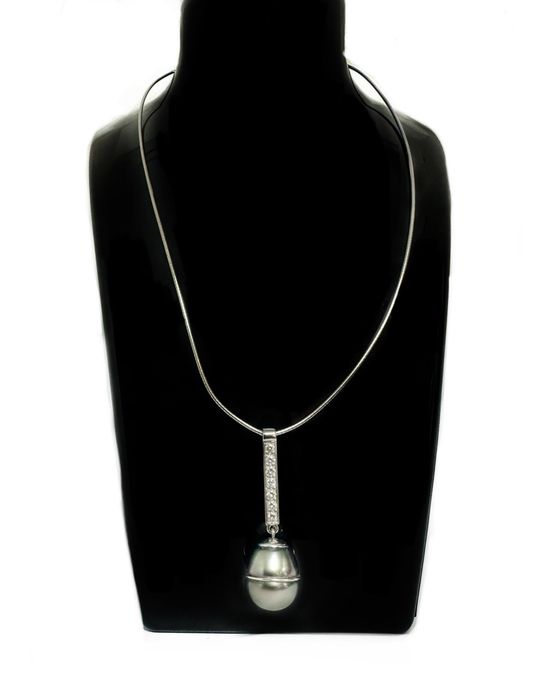 Colier din aur alb 18k 13.70g cu perla Tahiti și diamante naturale
