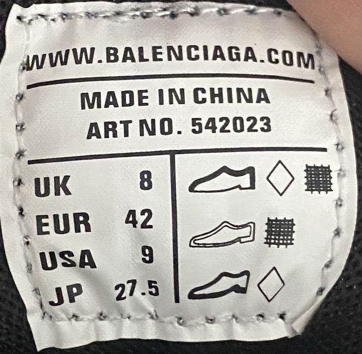 Balenciaga Track Noi, Originali