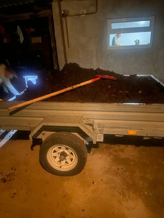 Навоз черноземм.