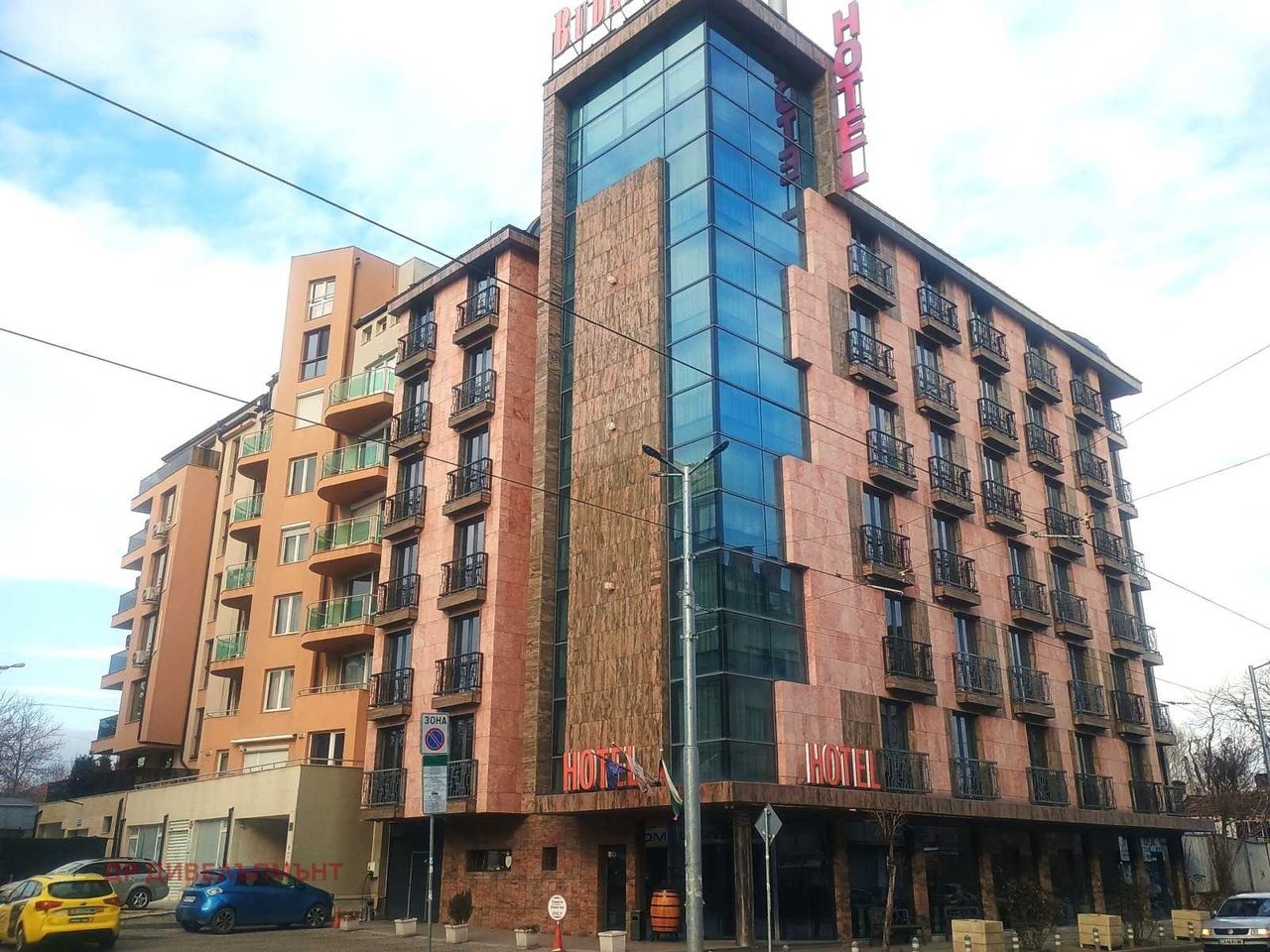 Дава се под наем Двустаен апартамент в София, Център - 59 кв.м за 509.49 € - Снимка #16