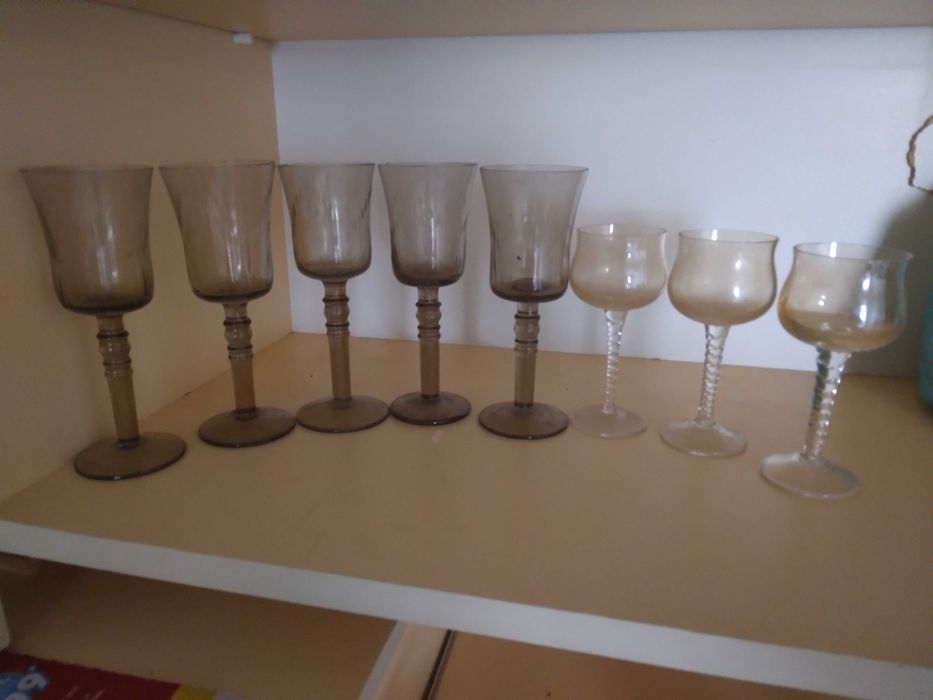 Lot de pahare ieftin la 50 de lei toate