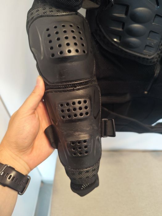 Armură moto Fox Titan Sport