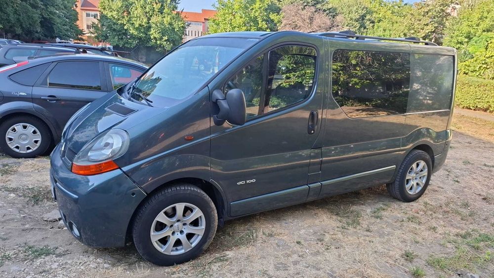 Renault trafic - 5 locuri