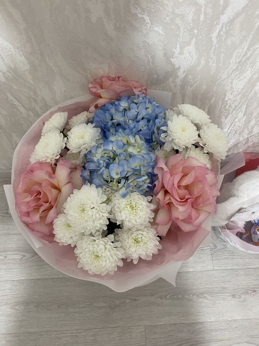 Букет цветов агаен