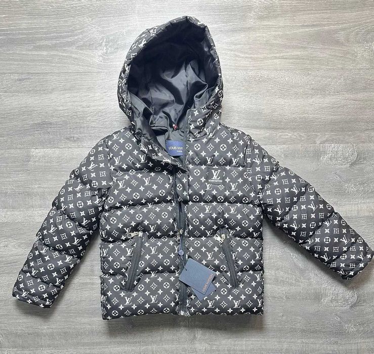 Детски якета с бранд