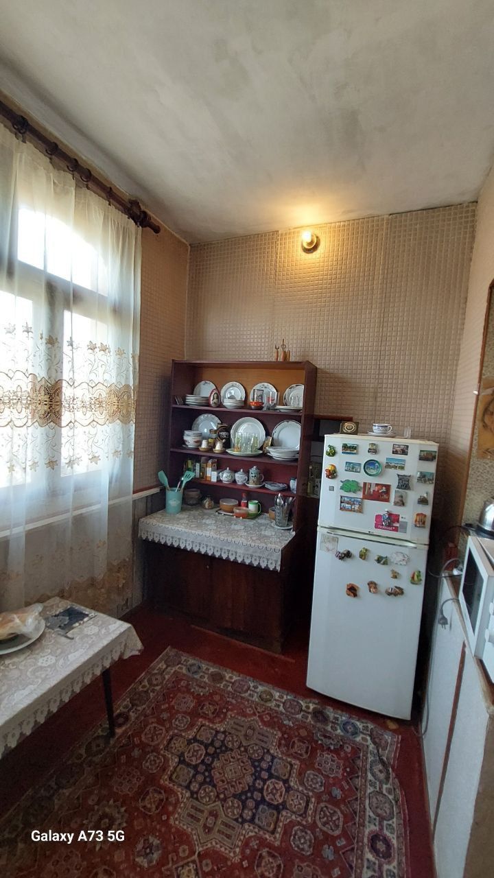 Срочно продаю 2-х комнатнаю квартиру Янгихаёт Спутник 16