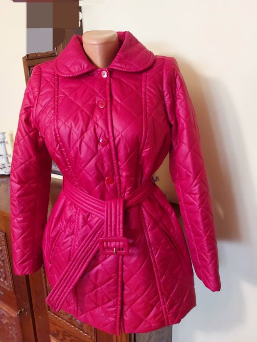 Jacheta noua  din fâș matlasat cu dublura de lâna, usoara si calduroas