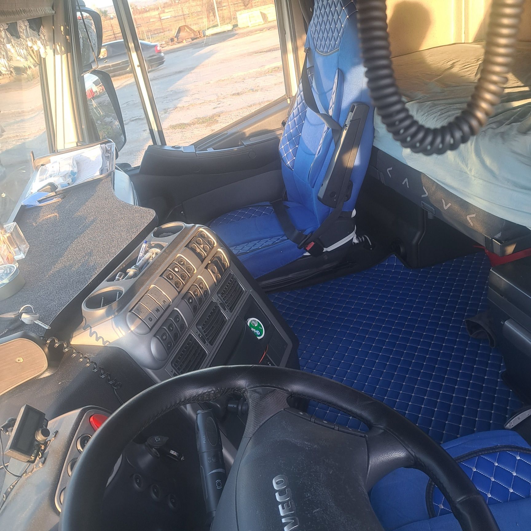 Iveco stralis și semiremorca