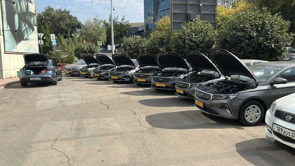 GPS трекер на Honcqi Zeekr BYD ЖПС с блокировкой  Алматы Астана