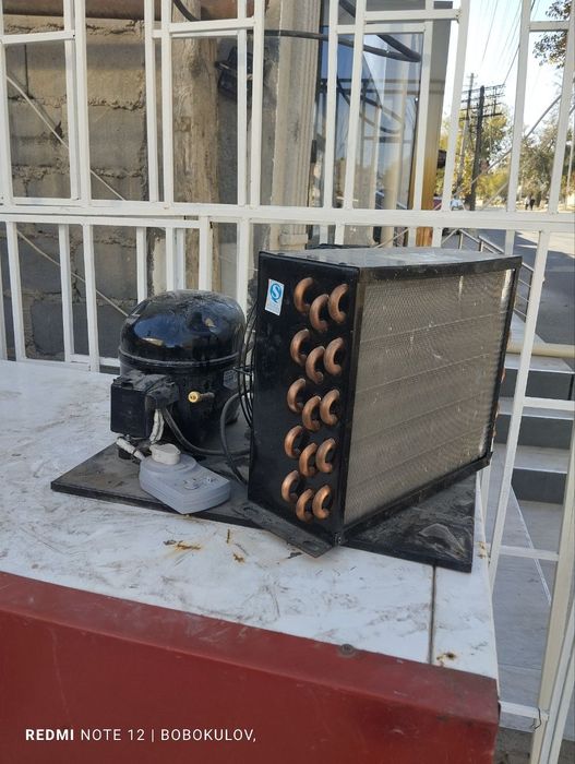 Холодильник витрина