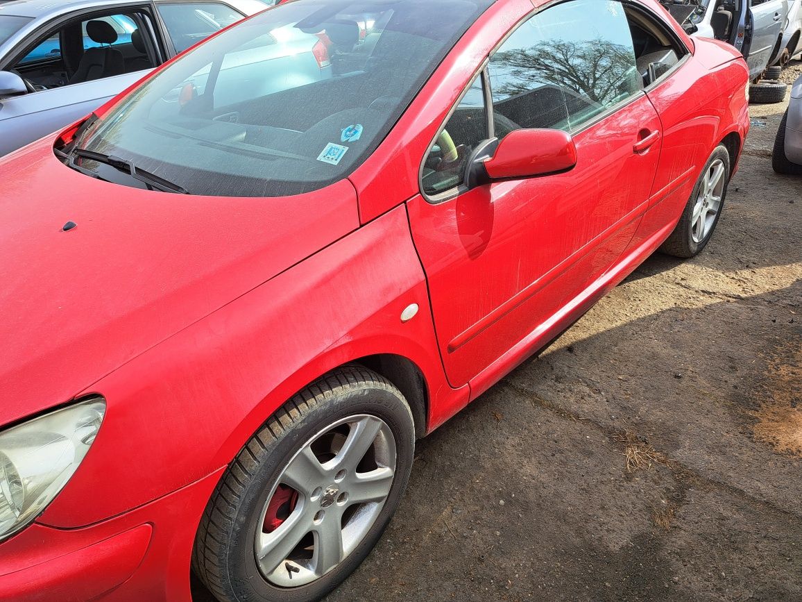 Dezmembrez PEUGEOT 307 cc/ hatchback 1.6 B DIN 2004-NFU