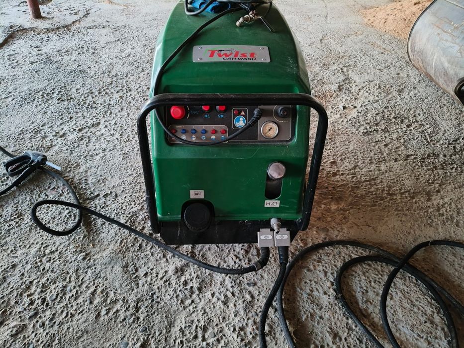 Vând aparat de spălat Twist