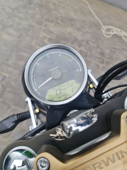 Horwin CR6 electric