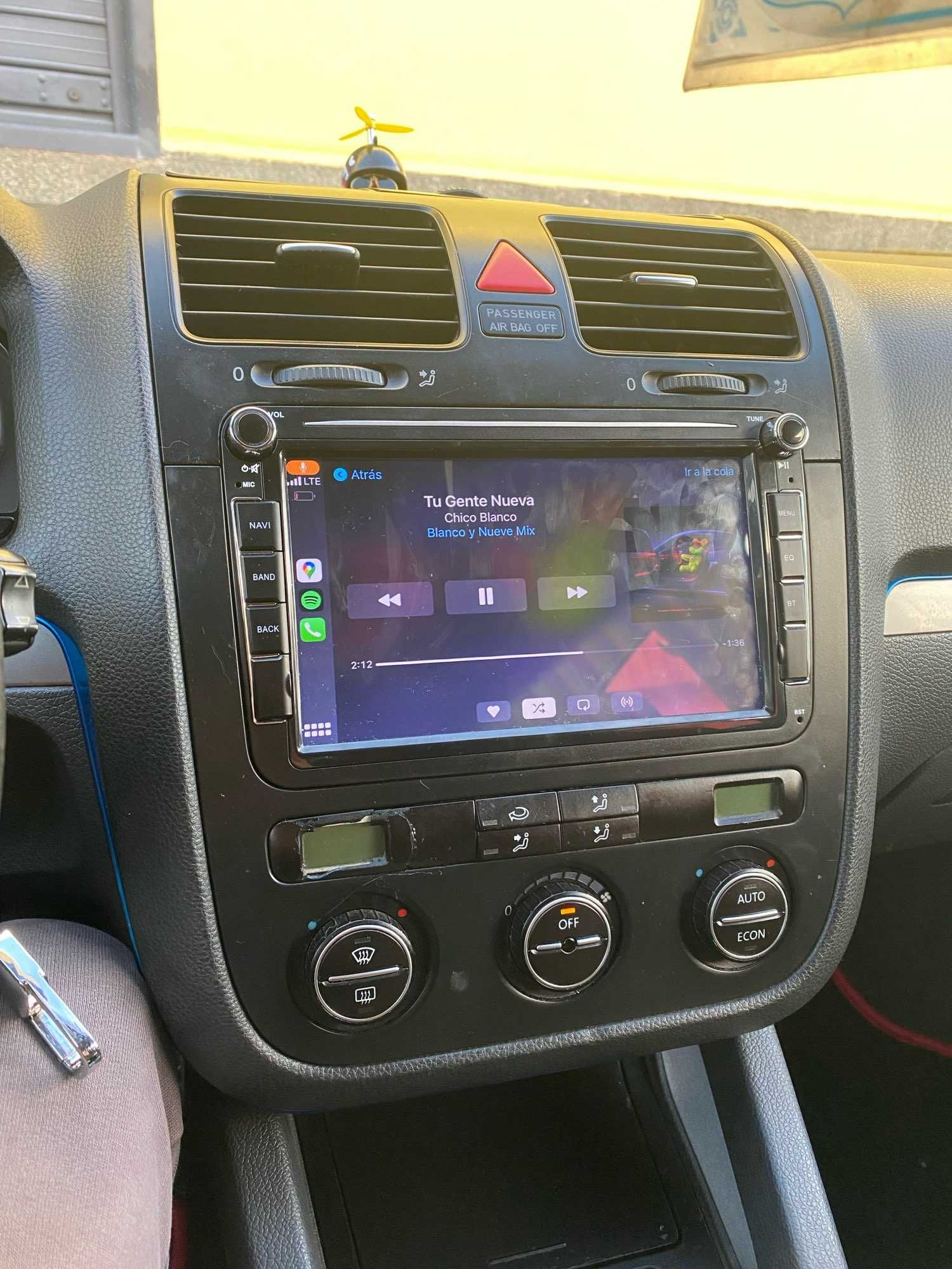 Navigatie Android Volkswagen Seat Skoda 1-8GB RAM - CarPlay QLed DSP