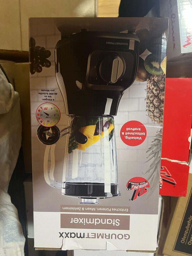 Paleti Amazon cu scule și electrocasnice