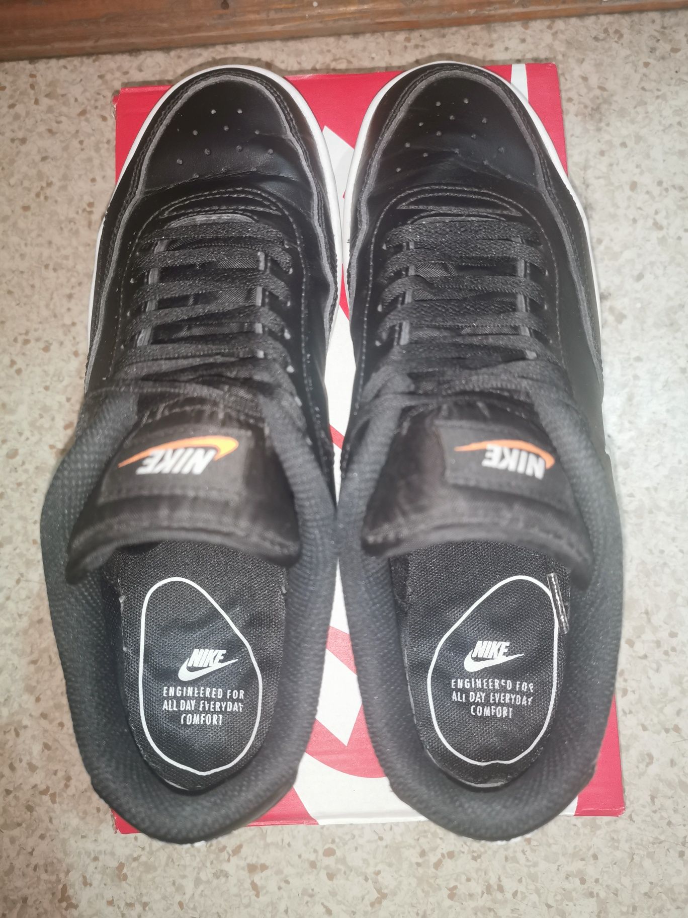 Nike pantofi sport din piele Court Vintage 39