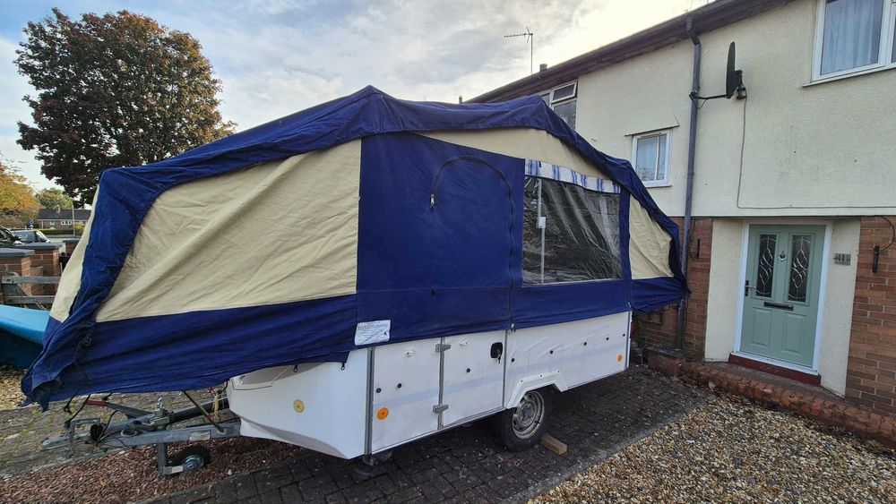 Продава се ремарке каравана