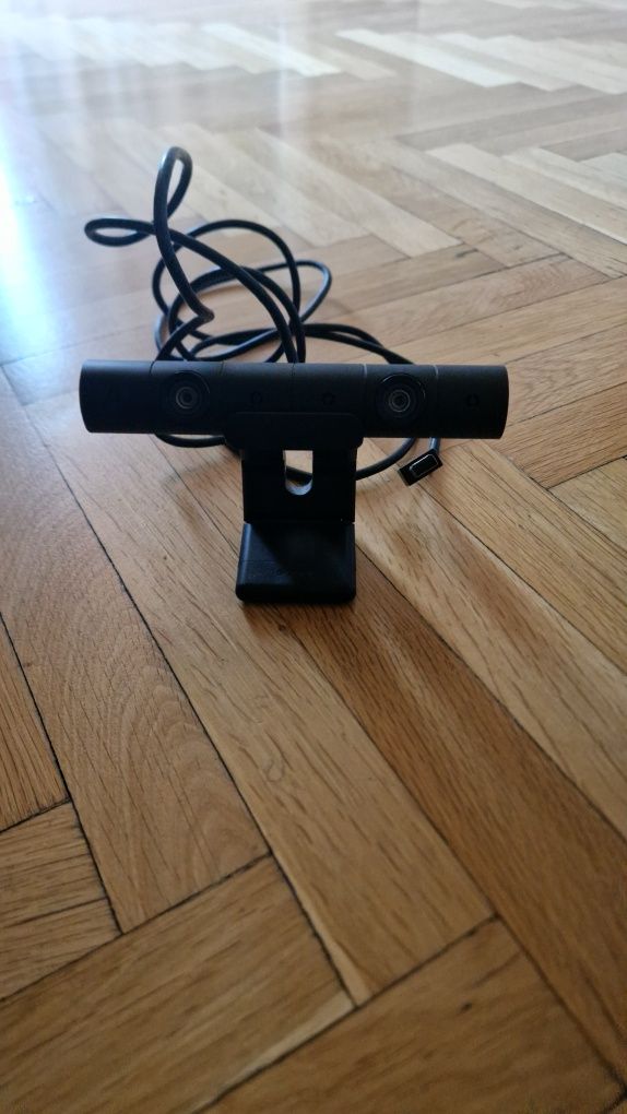 Продавам PS4 Pro