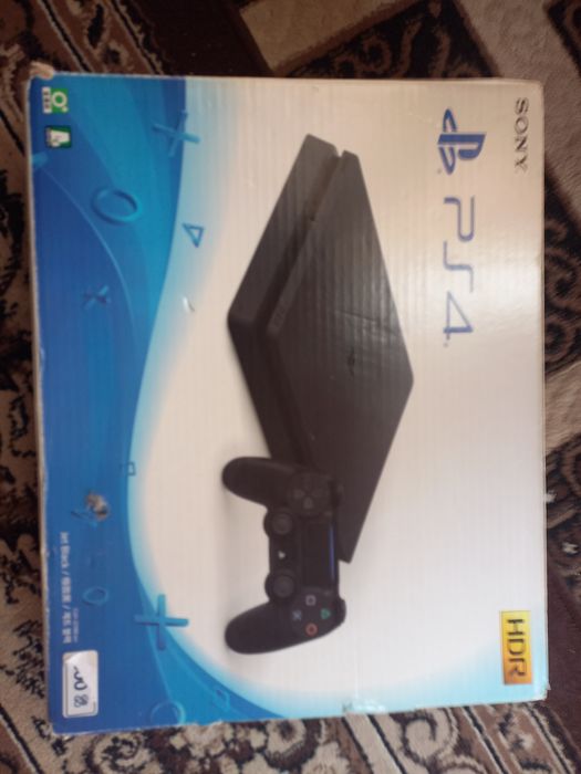 PS4 slim tiniq ideal holati proshivka bo"gan plombasi bor o'yinlar bor