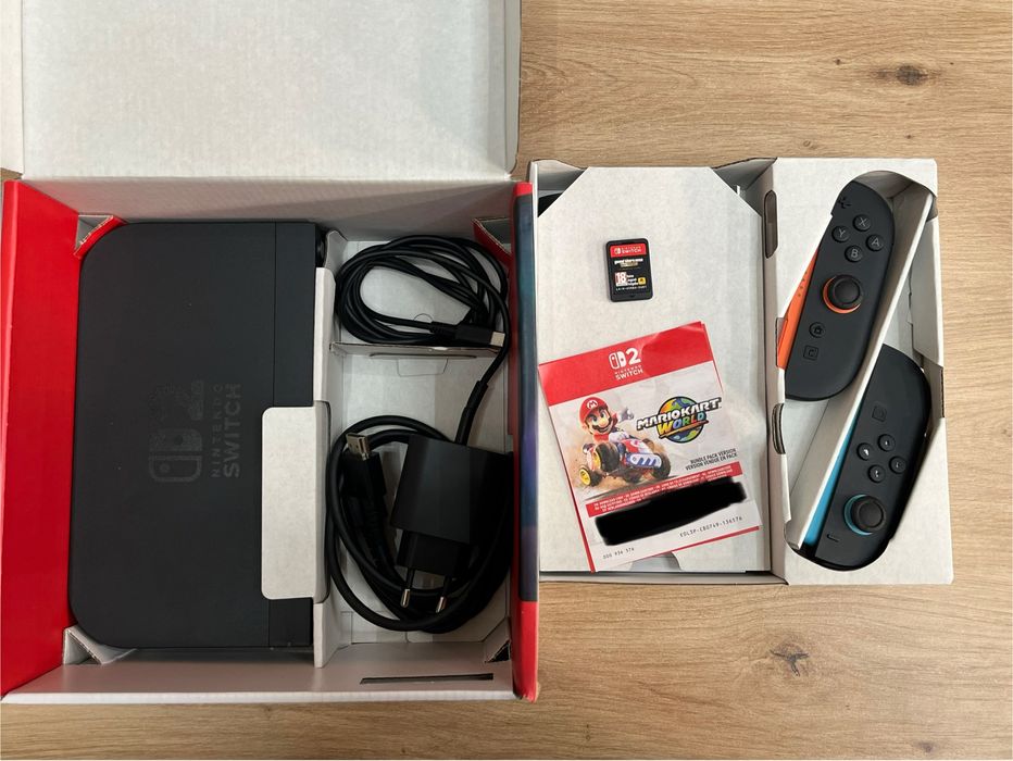 Nintendo Switch 2 Перфектно Гаранция 2 игри