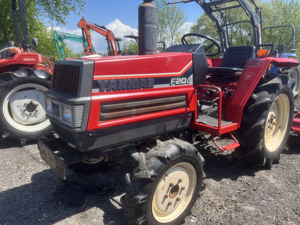Tractoras tractor japonez yanmar F20 DT