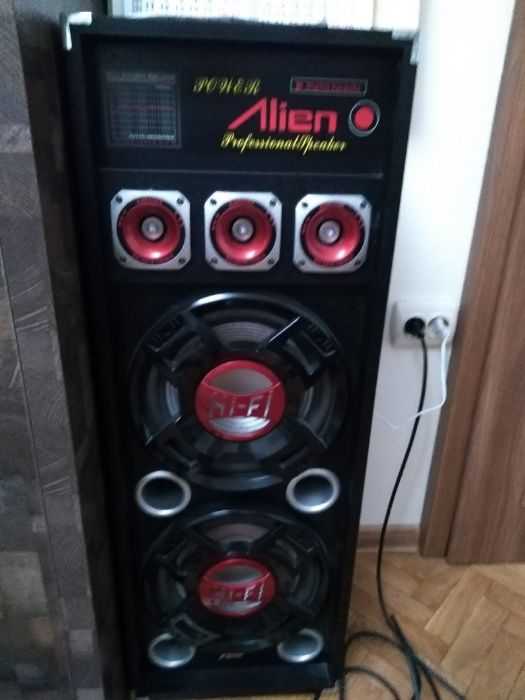 Уредба с USB, SD- карта, Wi-Fi