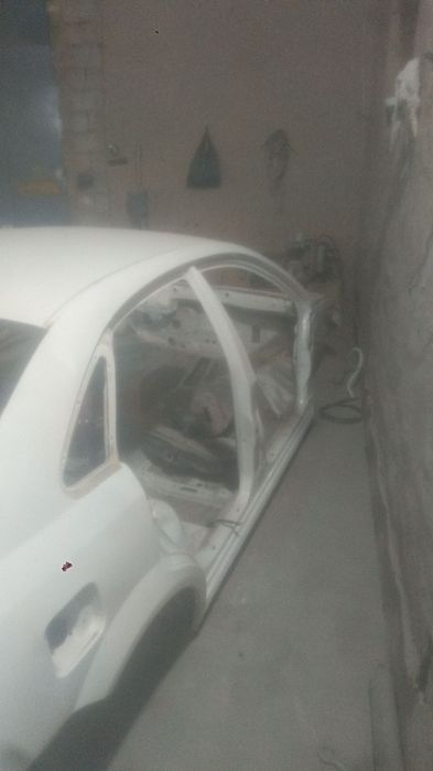 Jentra kuzov sotiladi