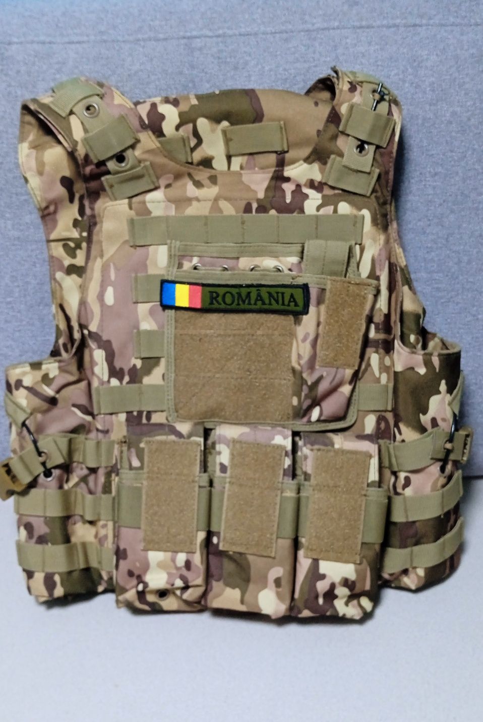 Vând echipament Airsoft