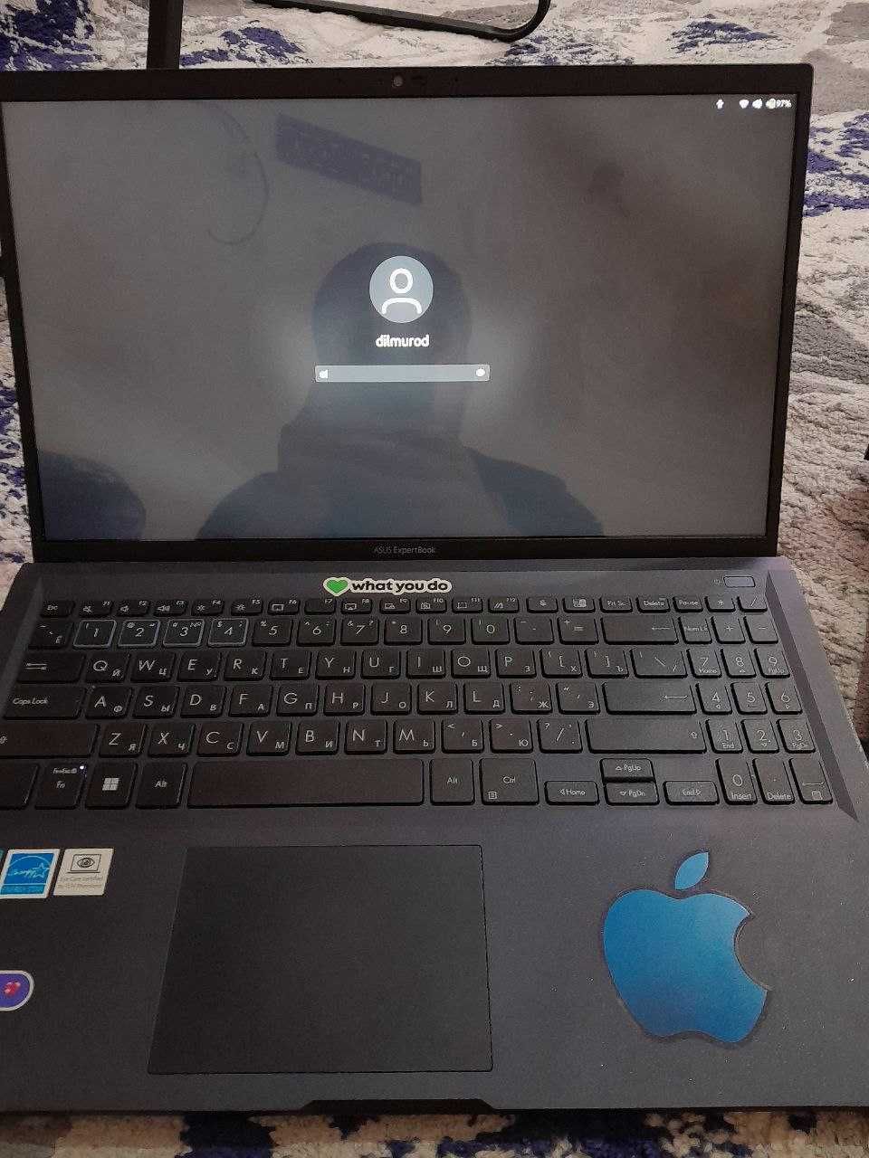 Asus ExpertBook core i5 12 avlod, 256ssd, 20GB RAM, ekran IPS